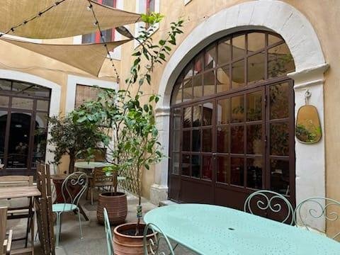 Porte-fenêtre métallique style industriel sur mesure