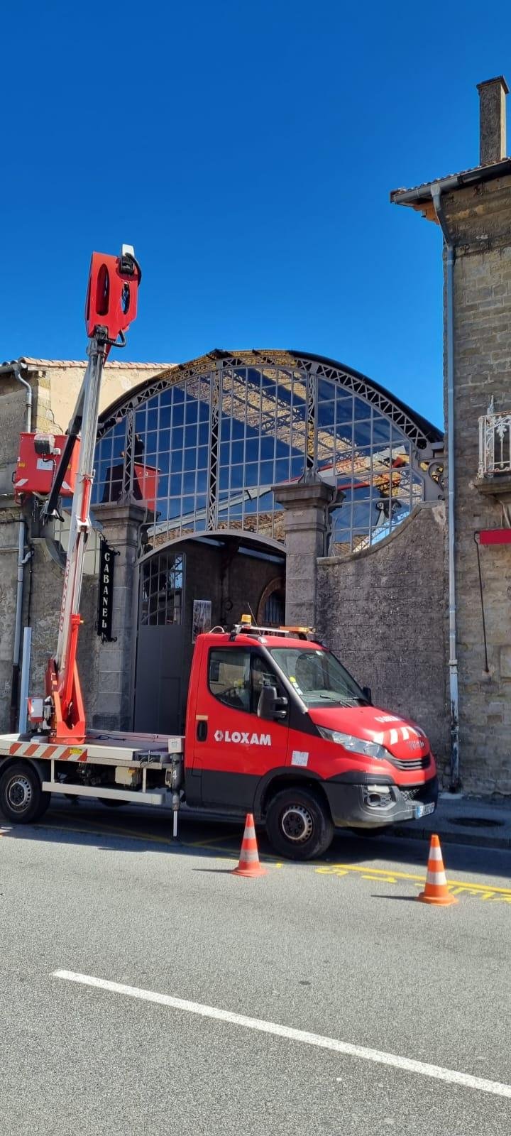 Exemple de menuiserie métallique et verrière par Forge del Castillo