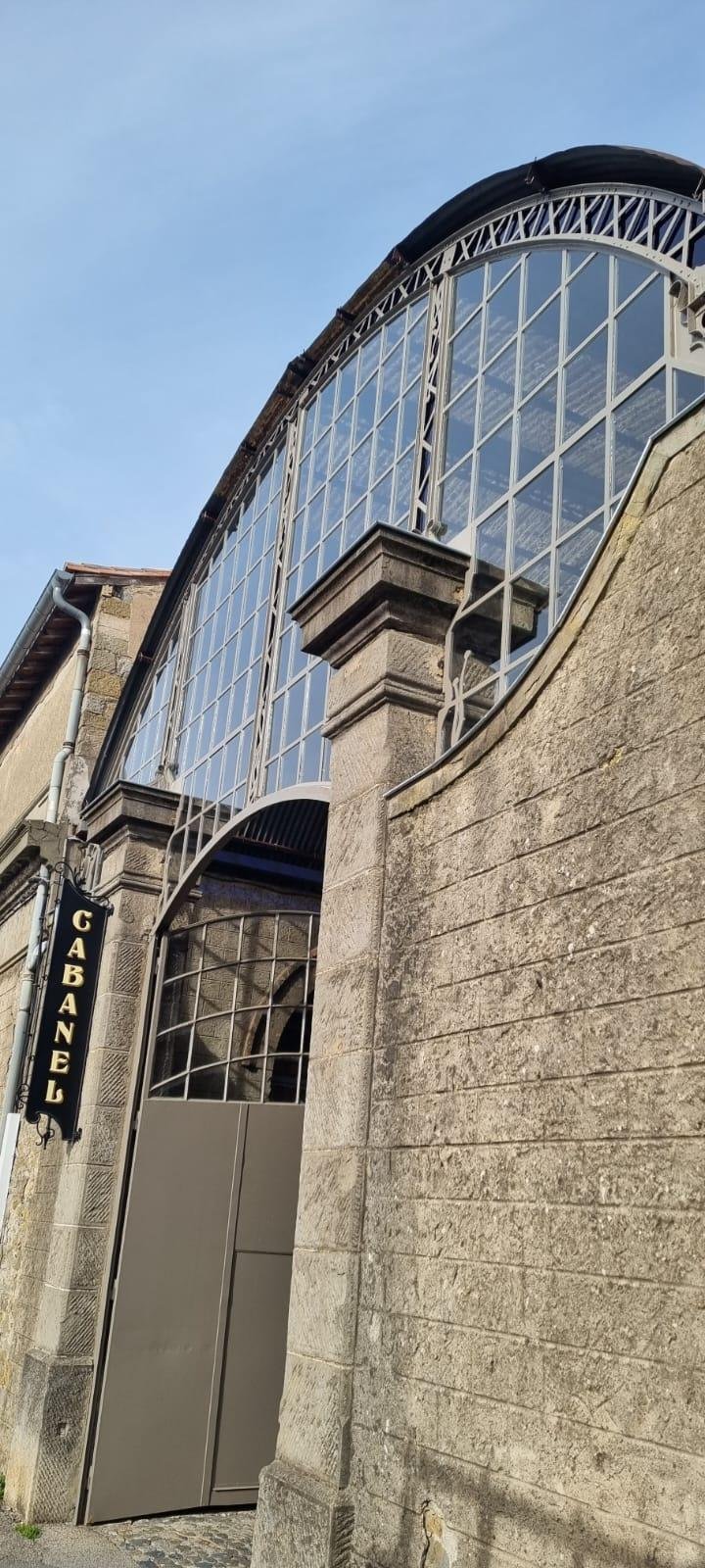 Exemple de menuiserie métallique et verrière par Forge del Castillo